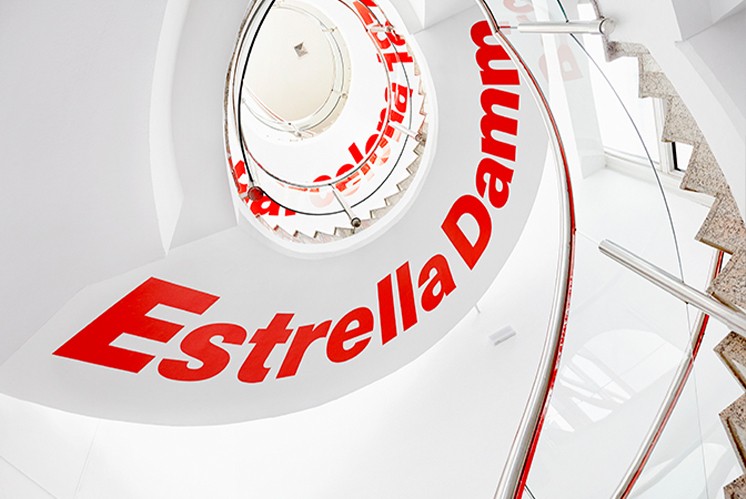 那些你過目不忘的紅色標(biāo)識牌，一起來看看吧